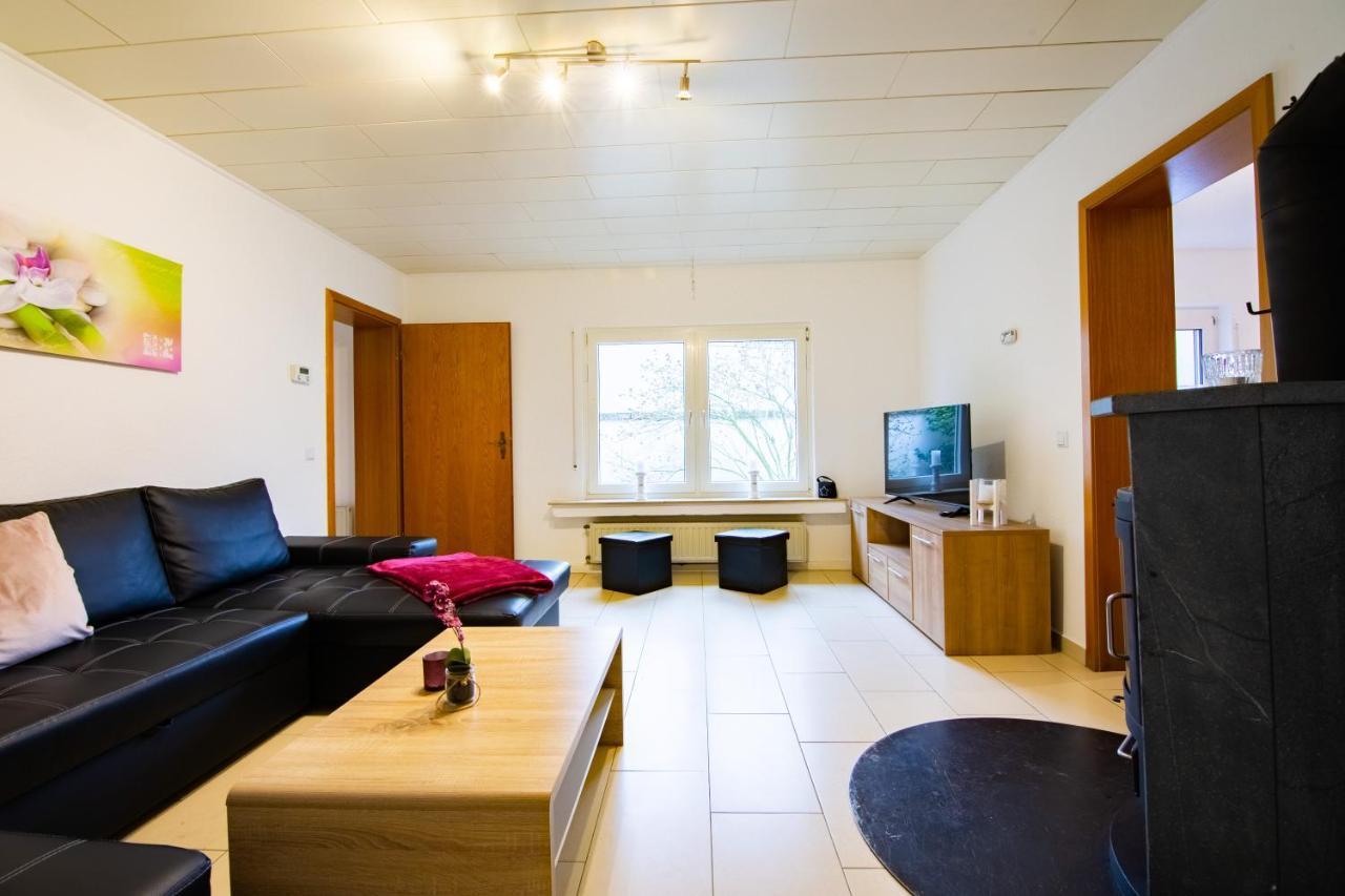 Ferienwohnung Oberhausen Alstaden エクステリア 写真